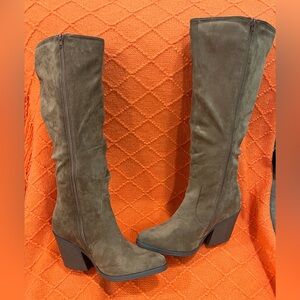 Putu Knee High Boots Women 11 Brown Excellent Suede Block Heel‎ Pointed Toe